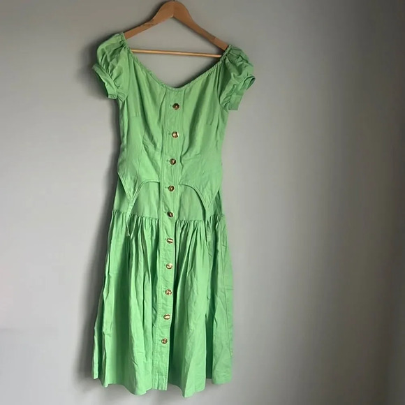 HOUSE OF SUNNY Rustic Cold Shoulder Dress Garden Green - Picture 3 of 13
